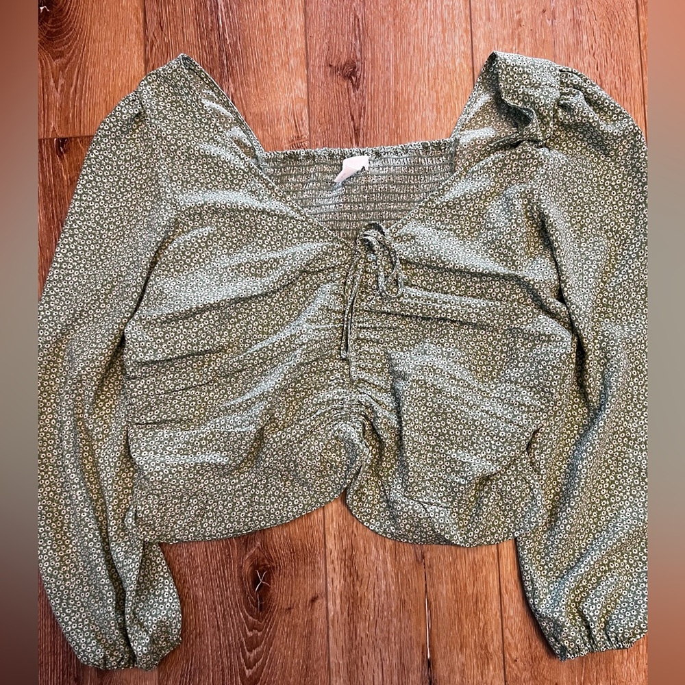 H&M green floral long sleeve cropped blouse size Xl